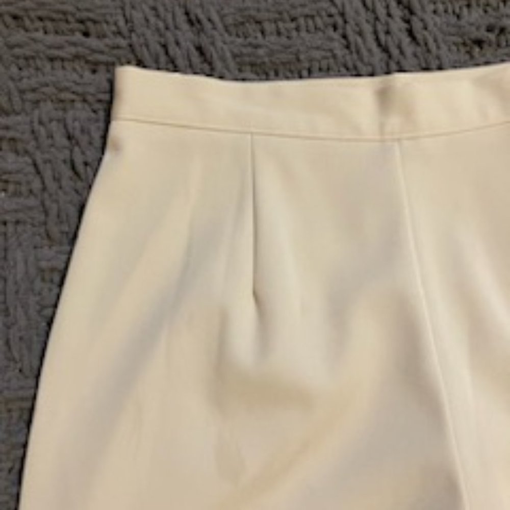 Courtenay Ivory Short-Sleeve Pantsuit - Picture 11 of 14